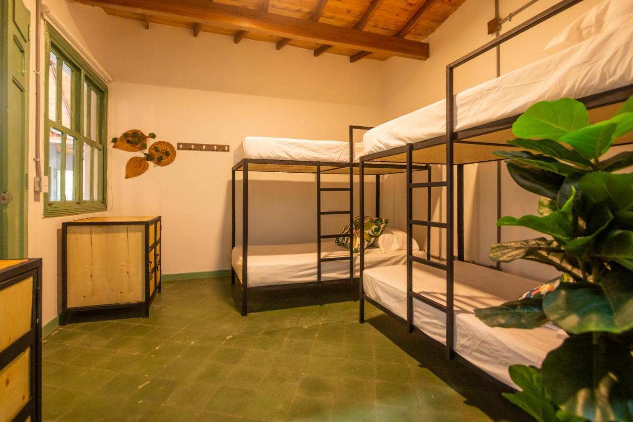 Centro Hostel Medellin Exterior photo